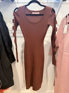 Crave Fame Brown Ribbed Long-Sleeve Cutout-Sleeve Dress